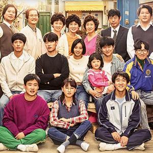 女人张开双腿让男人尻
