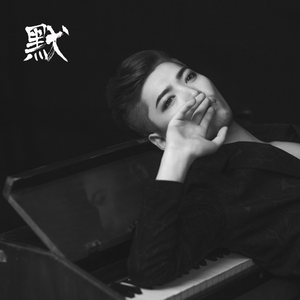 大鸡巴猛插妹妹小洞到高潮跌起
